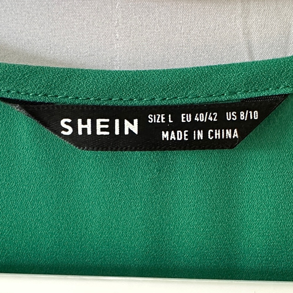 SHEIN Vibrant Green V-Neck Blouse - Picture 2 of 5